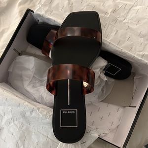 🆕 NIB Dolce Vita Irene Sandals